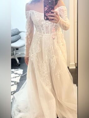 New Galina Signature, SWG 1035 US size4 (Off-the-Shoulder Boned Bodice Dress)